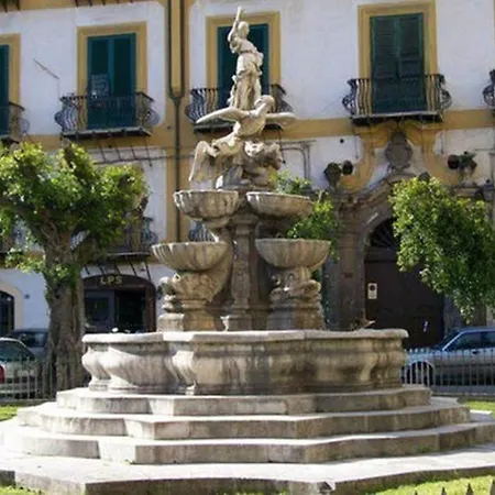 Lägenhet Piazza Marina *